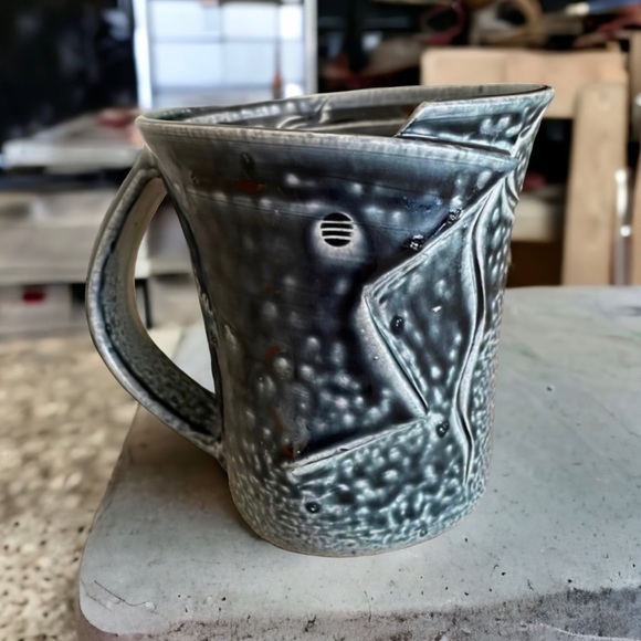 Vintage Ceramic Mug - Picture 1 of 7